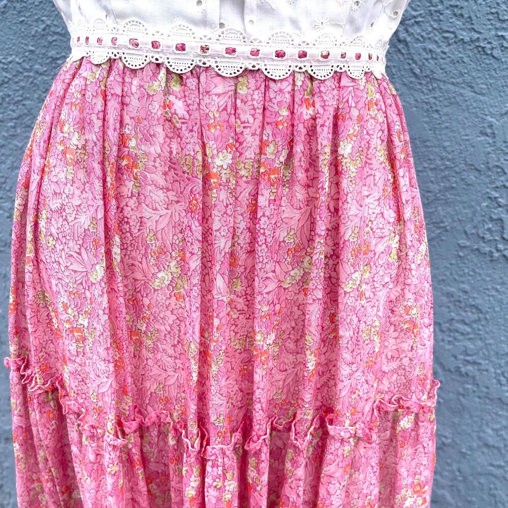 70s Floral Praire Dress in XS Pink Cottagecore Gown - Picture 9 of 10